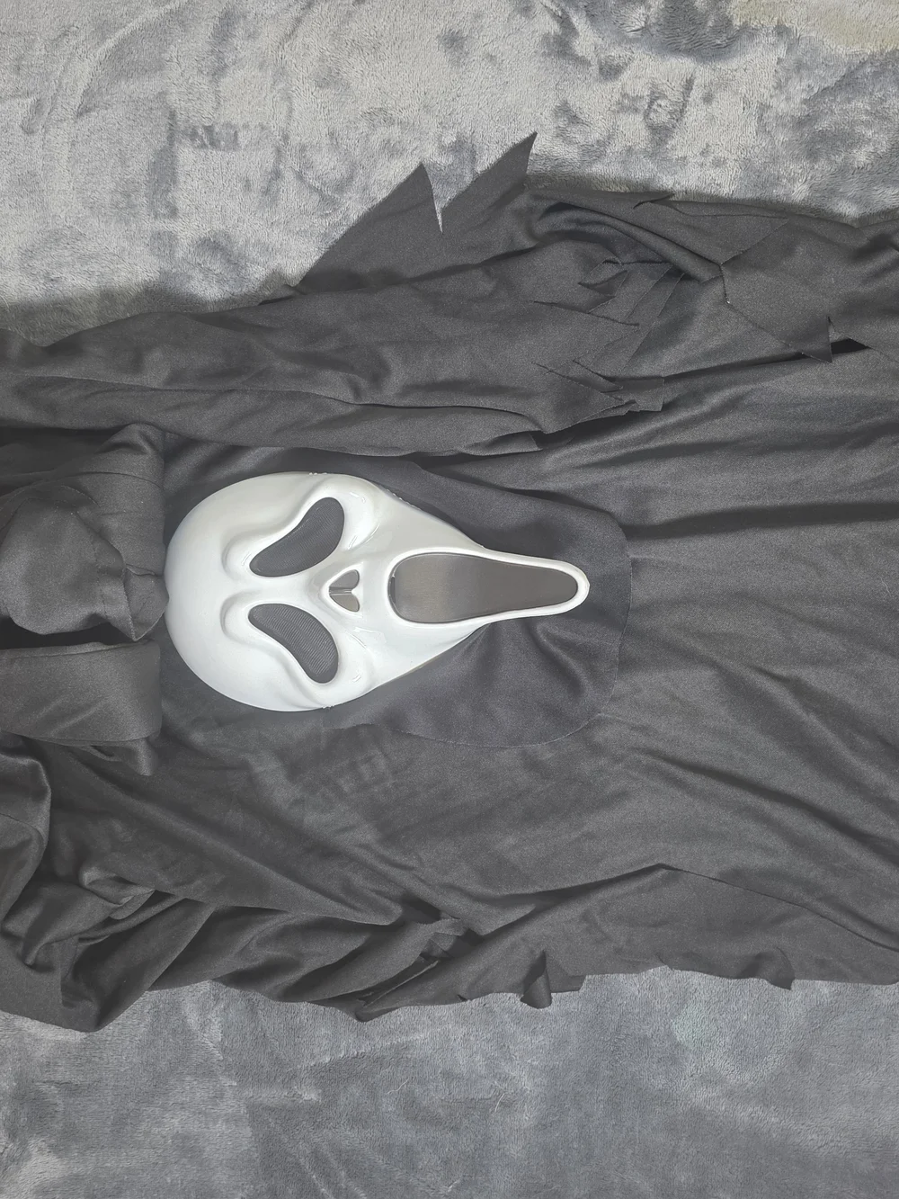Spirit Ghost Face Toddler Costume in Black and White - Picture 6 of 8